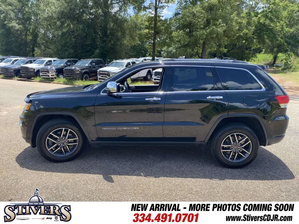 Used 2019 Black Jeep Limited image 39