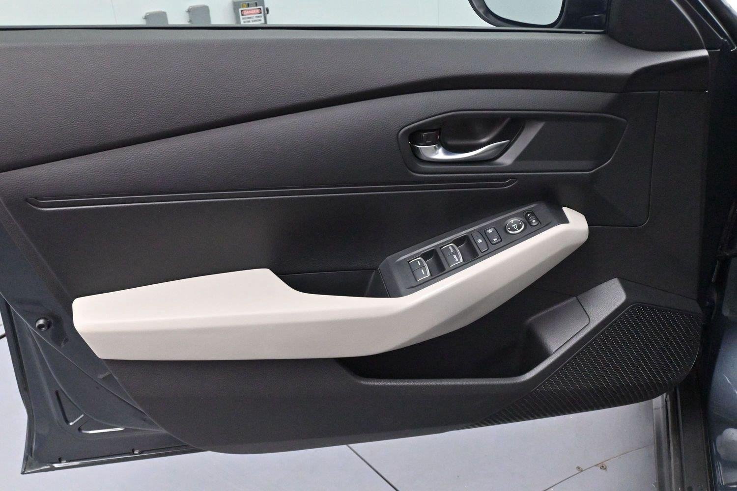 Used 2024 Meteorite Gray Metallic Honda LX image 10