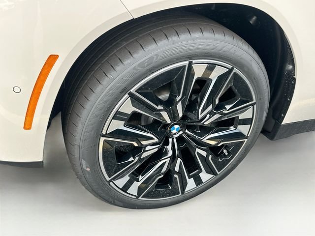 New 2026 Beige BMW 30 xDrive image 24