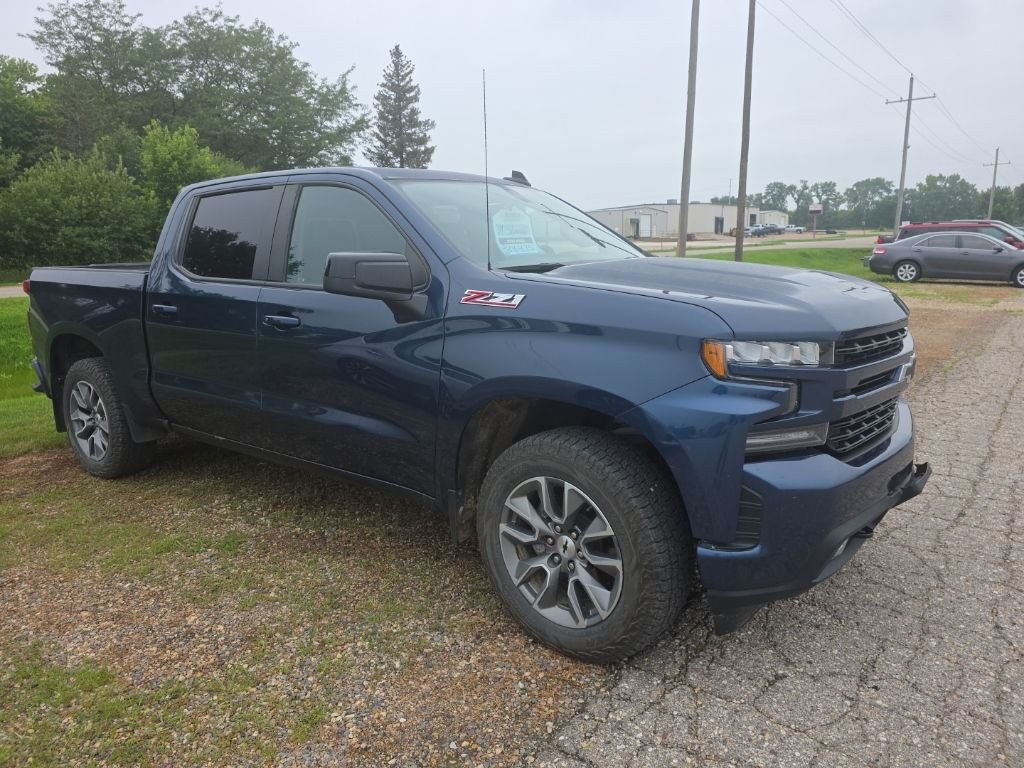Used 2021 Blue Chevrolet RST image 2