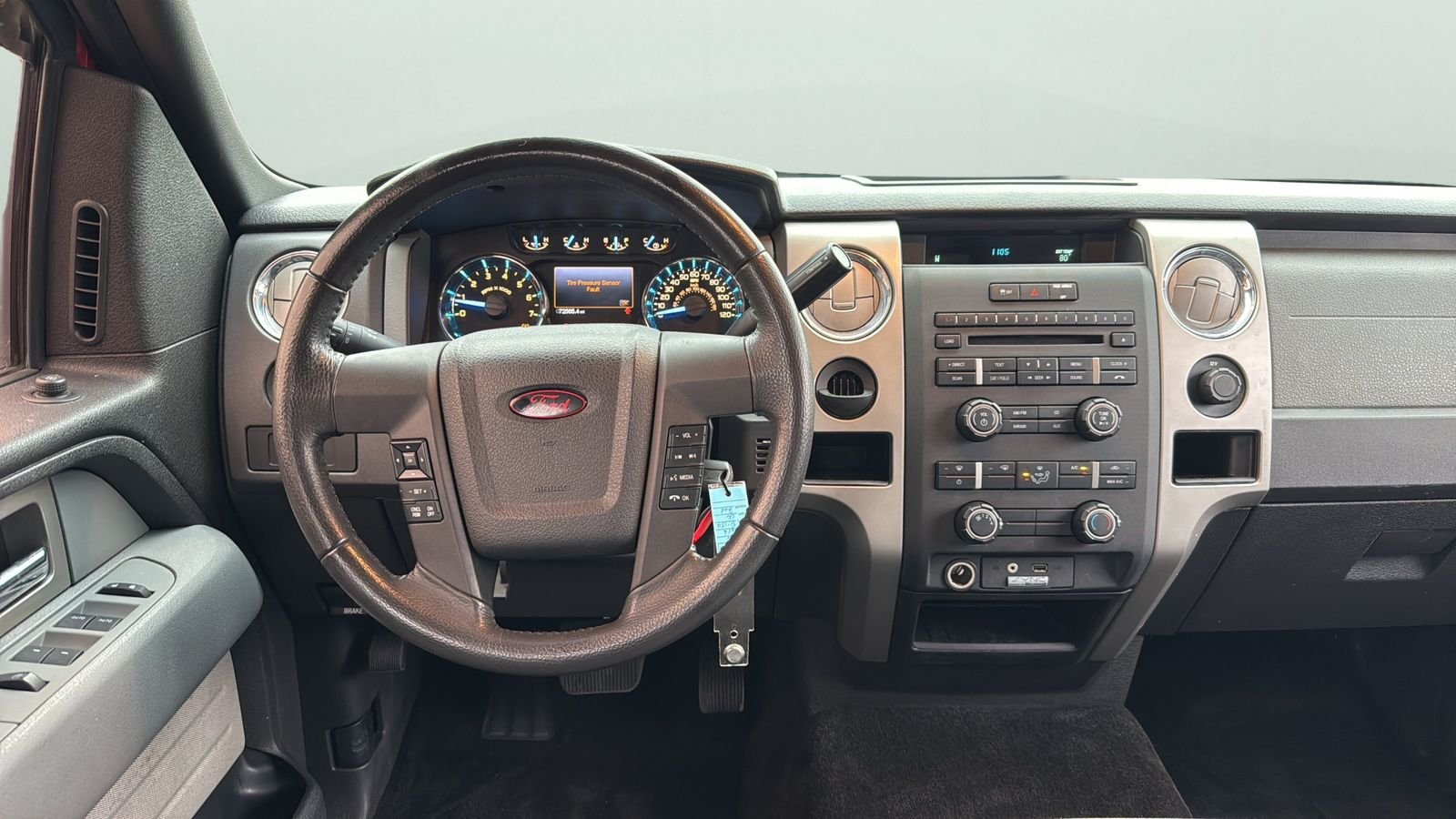 Used 2011  Ford XLT image 12