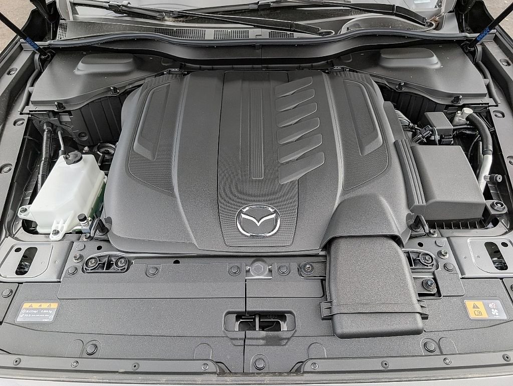 2026 Mazda CX-90 Premium Plus Package - Photo 17