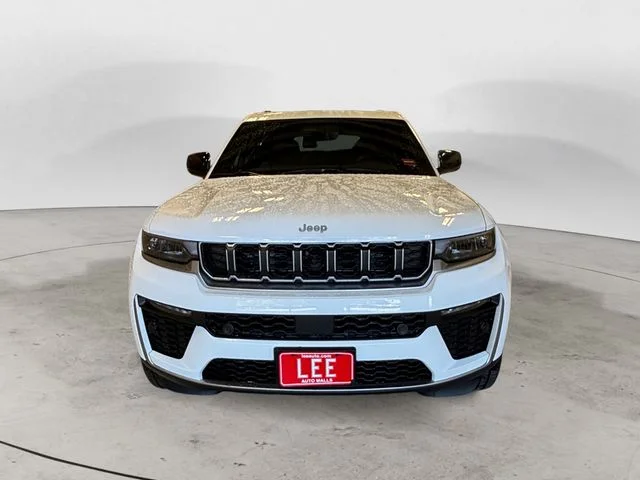 New 2026 White/off-white Jeep Limited image 9
