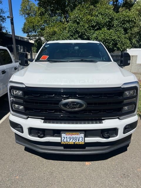 Used 2023 White Ford Lariat image 3