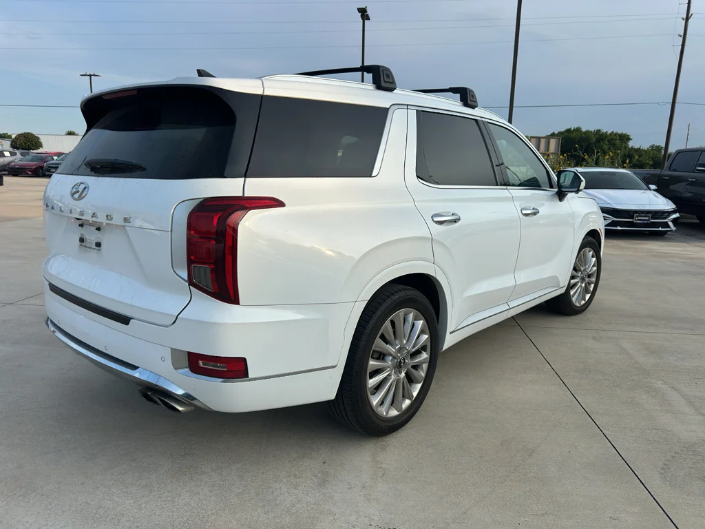 Used 2020 Hyper White Hyundai Limited image 6