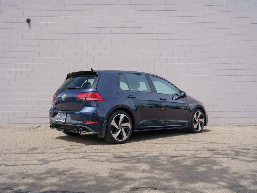 Used 2018 Blue Volkswagen 2.0T SE image 7