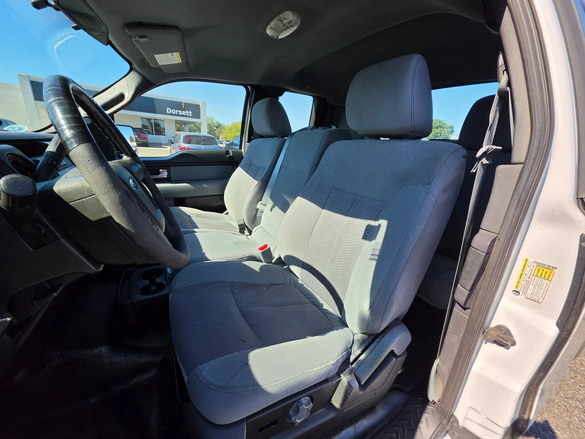 Used 2014 Oxford White Ford XL image 12