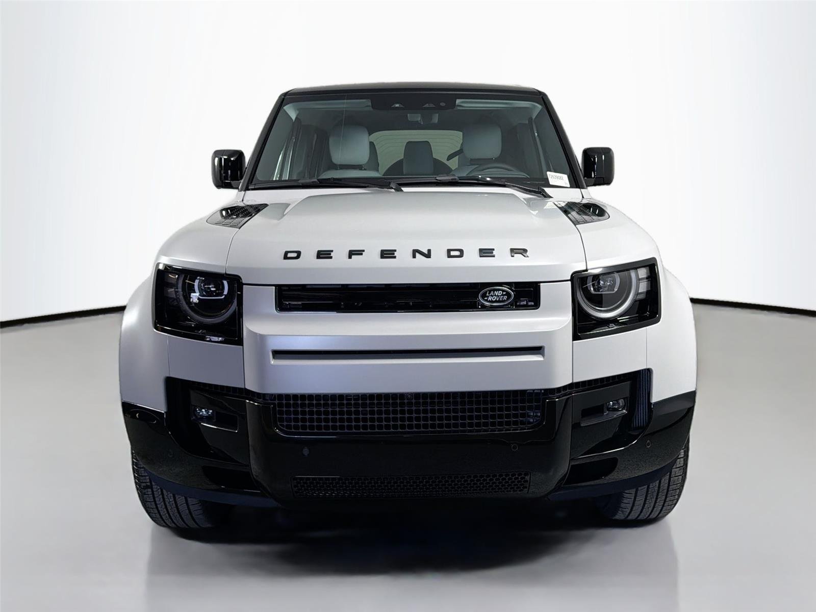 New 2026 Borasco Grey LAND ROVER X-Dynamic SE image 2