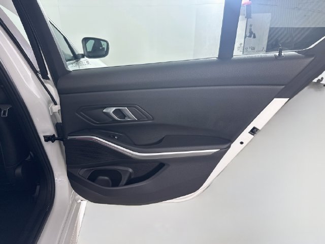 Used 2026 Alpine White BMW 330i NA xDrive image 24