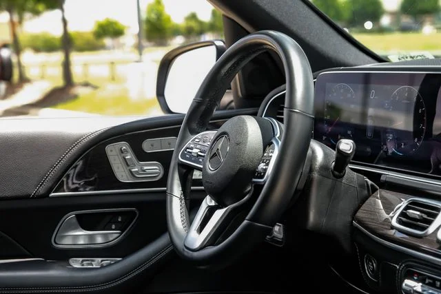Used 2022 Black Mercedes-Benz GLE 350 image 18