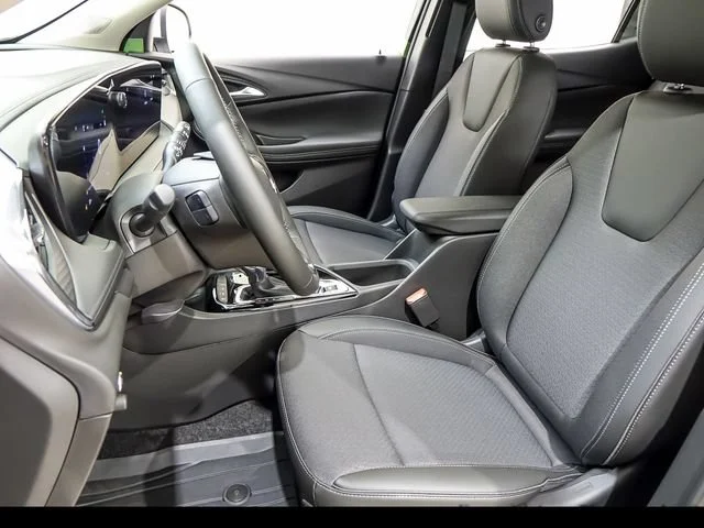 New 2026 Summit White Buick Preferred image 9