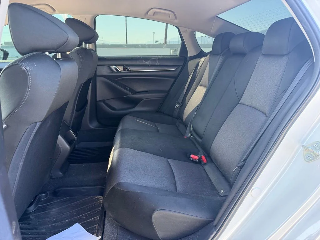 Used 2020 White Honda LX image 4