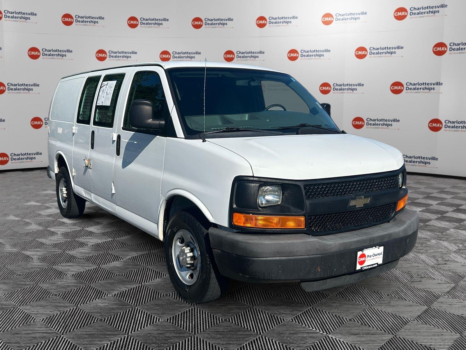 Used 2014 Summit White Chevrolet Cargo Van image 7