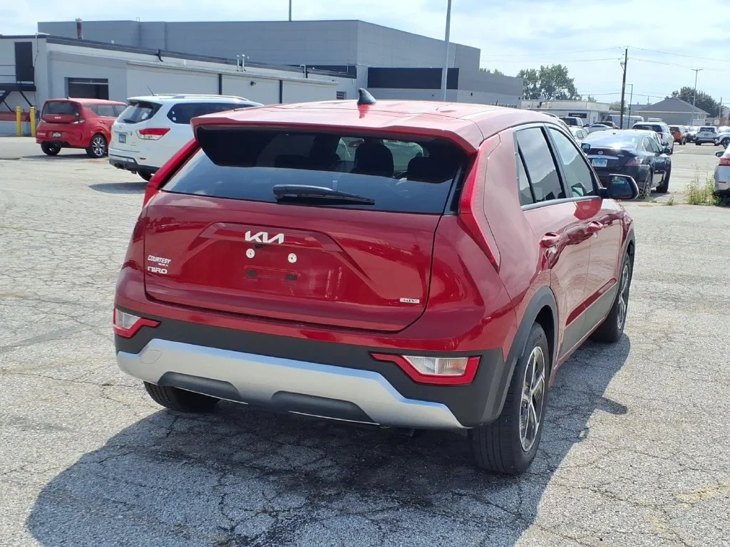 Used 2023 Red Kia LX image 7