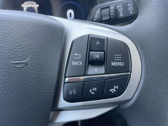 New 2026 Star White Metallic Tri-Coat Ford Active 100A image 19