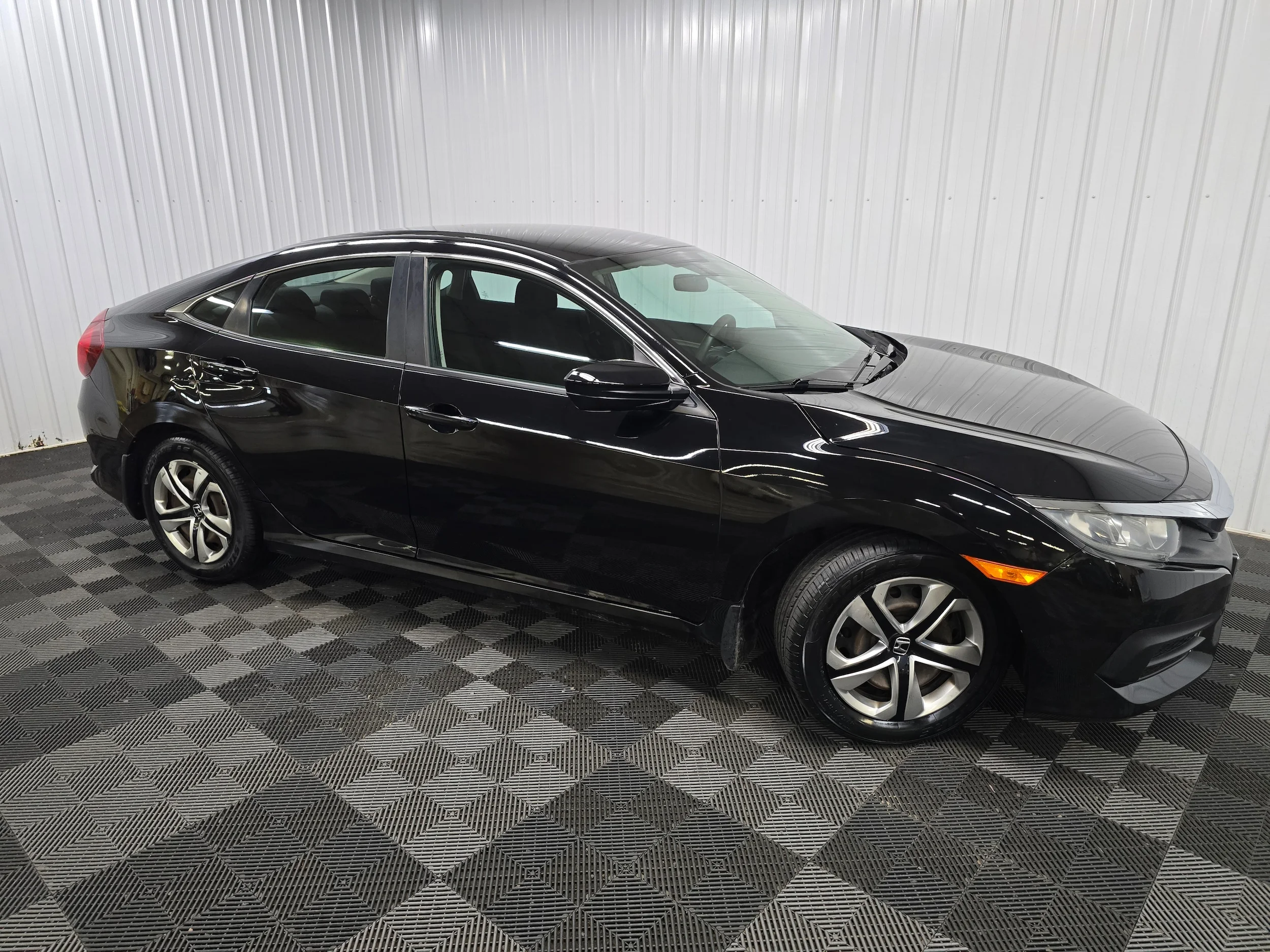 Used 2016 Black Honda LX image 7