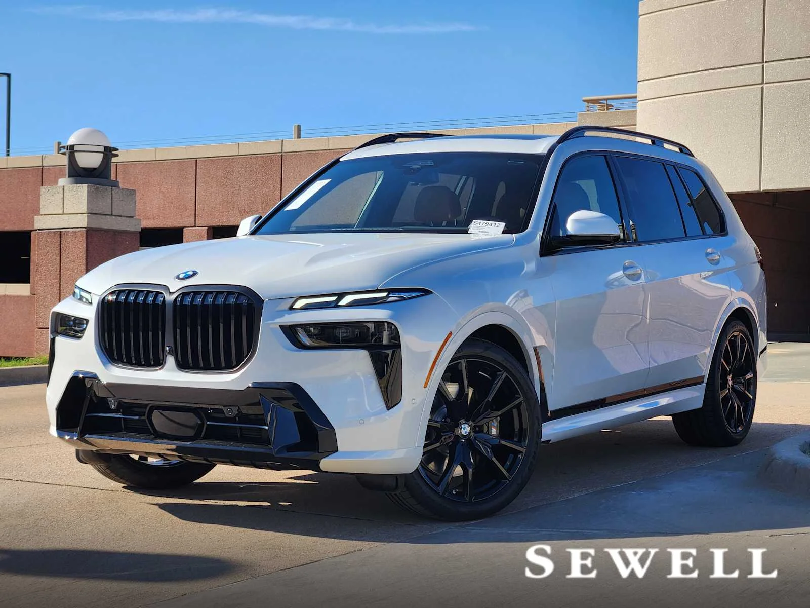 2027 BMW X7