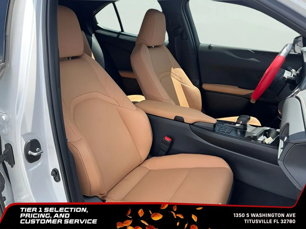 Used 2025 White Lexus 300h Premium image 15
