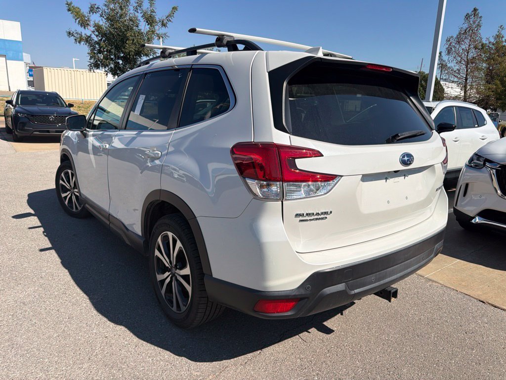 Used 2022 White Subaru Limited image 4
