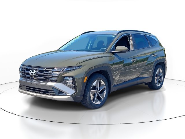 Used 2025 Green Hyundai SEL image 2