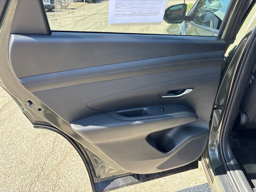 Used 2025 Green Hyundai SEL image 14