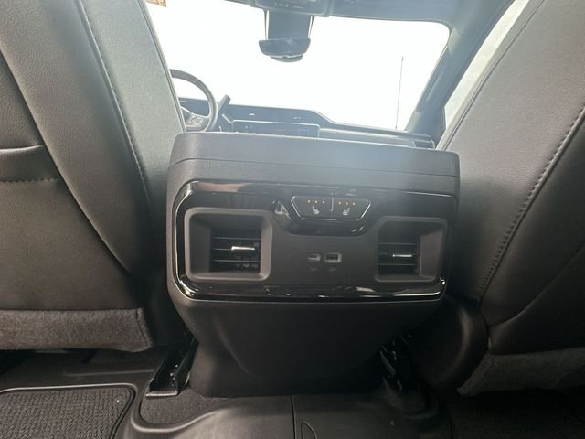 Used 2024 White GMC AT4 image 24