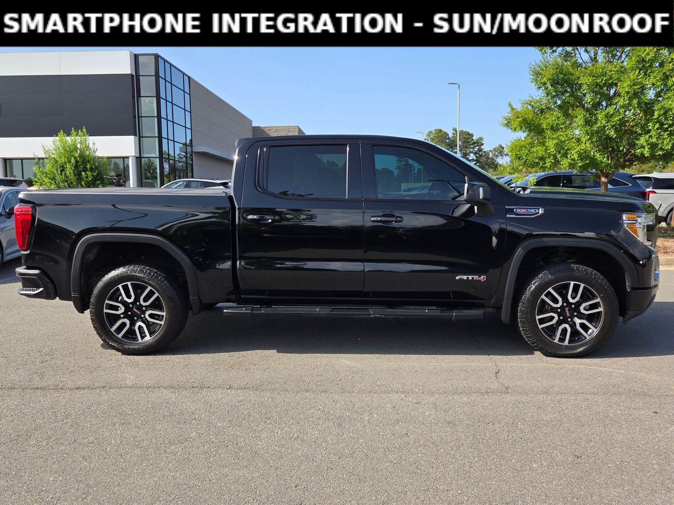 Used 2020 Onyx Black GMC AT4 image 8