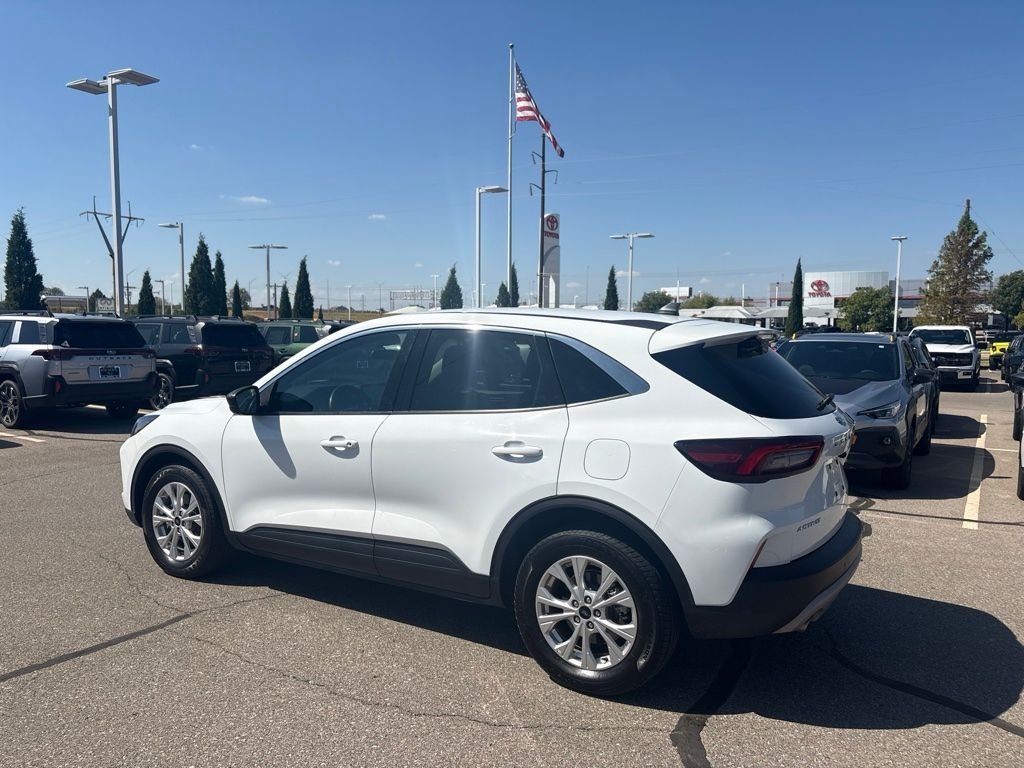 Used 2023 White Ford Active image 6