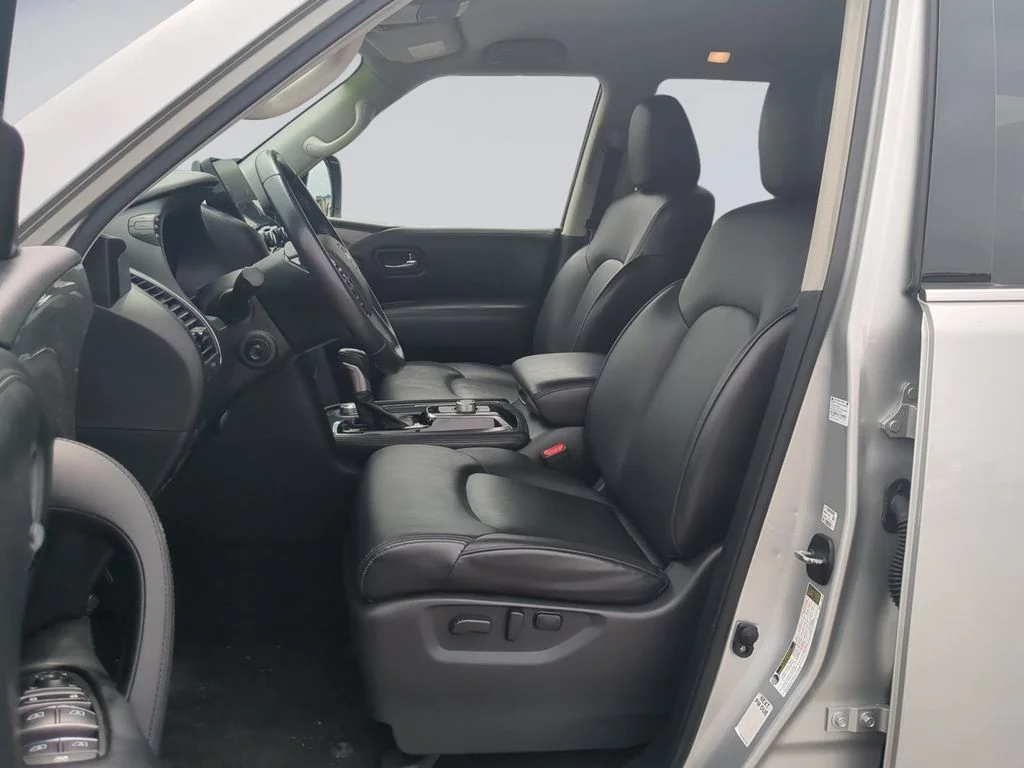 Used 2022 Silver Nissan SV image 12
