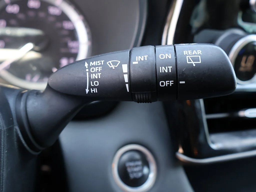 2024 Toyota Highlander LE - Photo 44