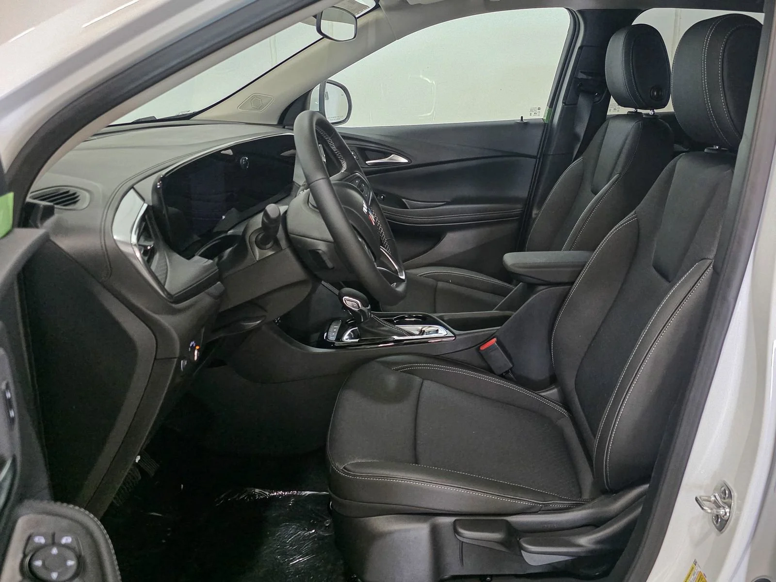 New 2026 Summit White Buick Preferred image 20