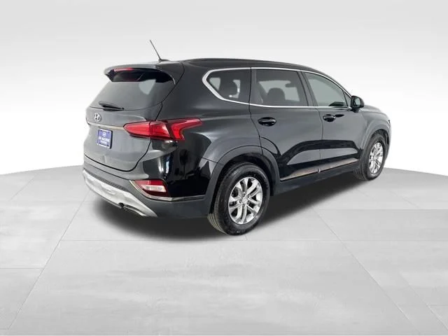Used 2019 Black Hyundai SE image 5
