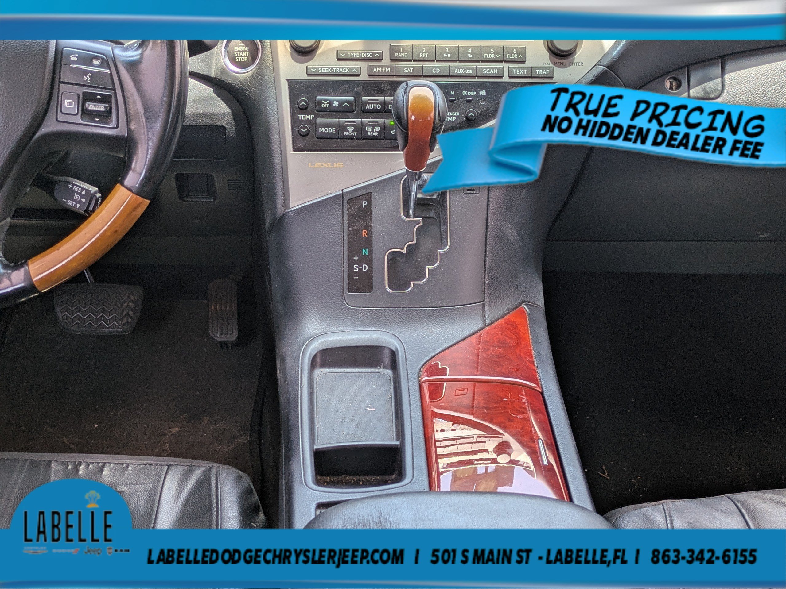 Used 2011 Black Lexus  image 18