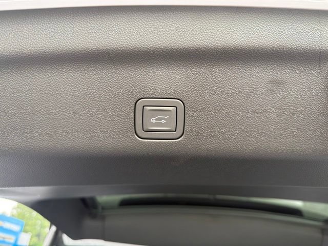 2026 Chevrolet Tahoe Premier - Photo 17