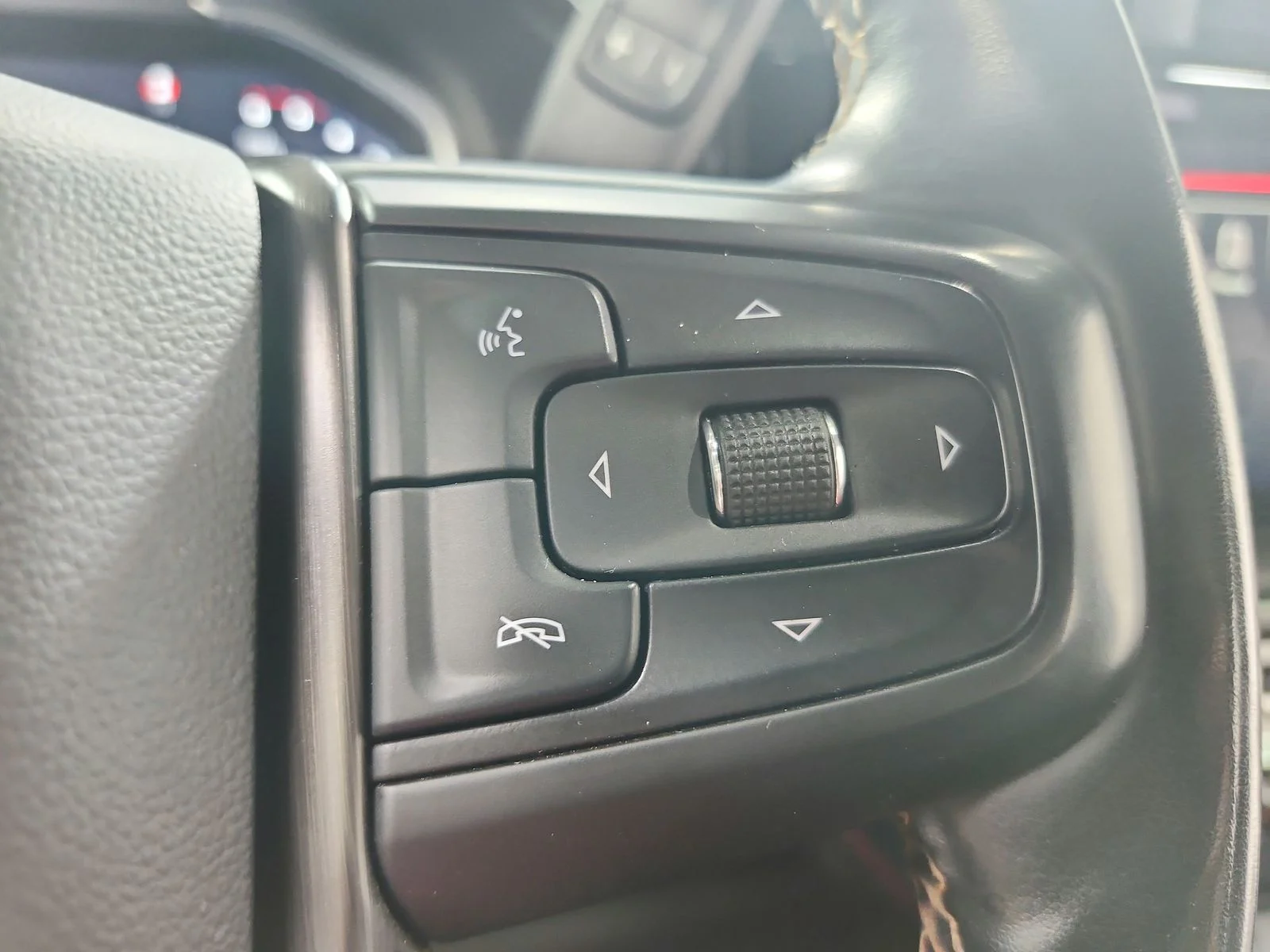 Used 2024 Black GMC AT4 image 26