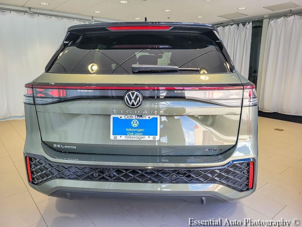 New 2026 Avocado Green  W/Black Roof Volkswagen SEL R-Line Turbo 4MOTION image 4