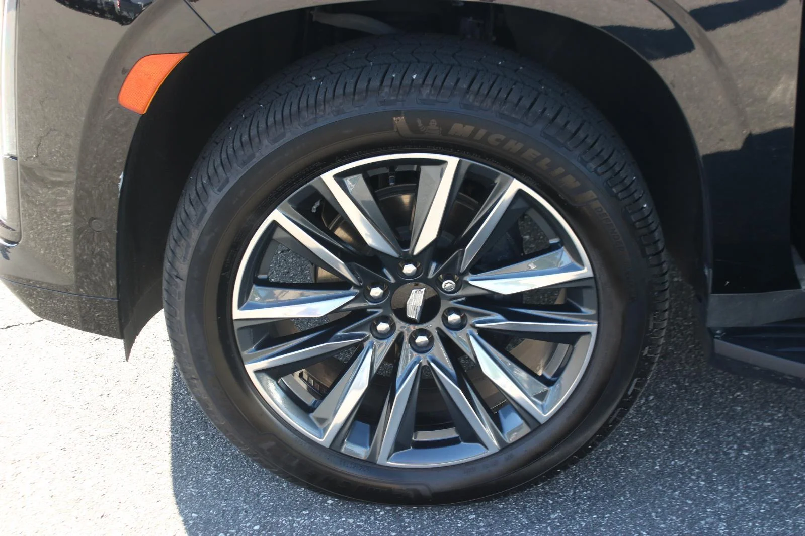 Used 2021 BLACK RAVEN Cadillac Sport image 41
