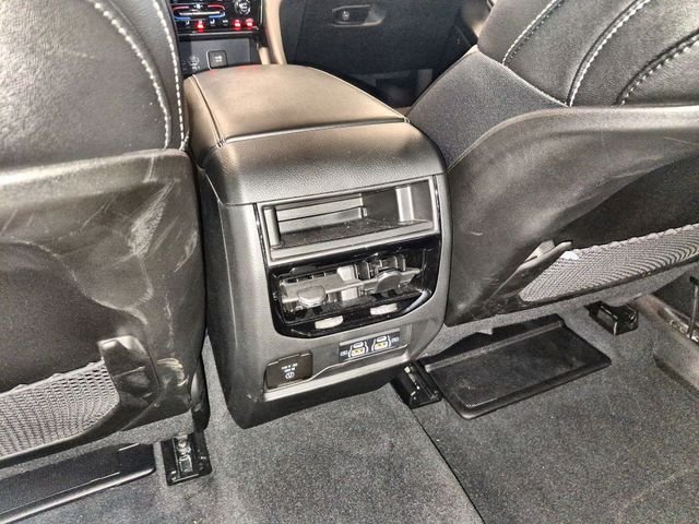 Used 2024 White Jeep Altitude image 20