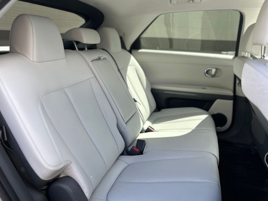 Used 2023 Gray Hyundai SEL image 16