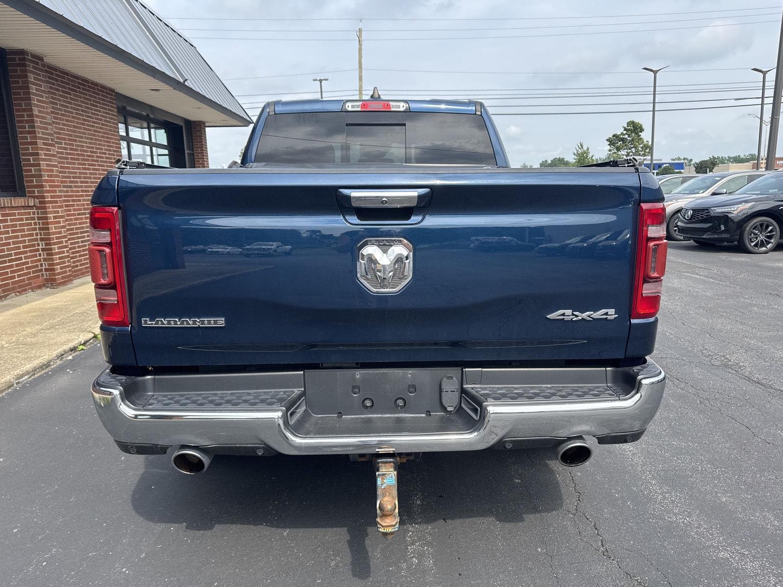 Used 2021 Patriot Blue Pearlcoat Ram Laramie image 5