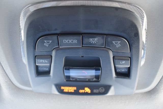 Used 2022 Black Toyota XLE image 33