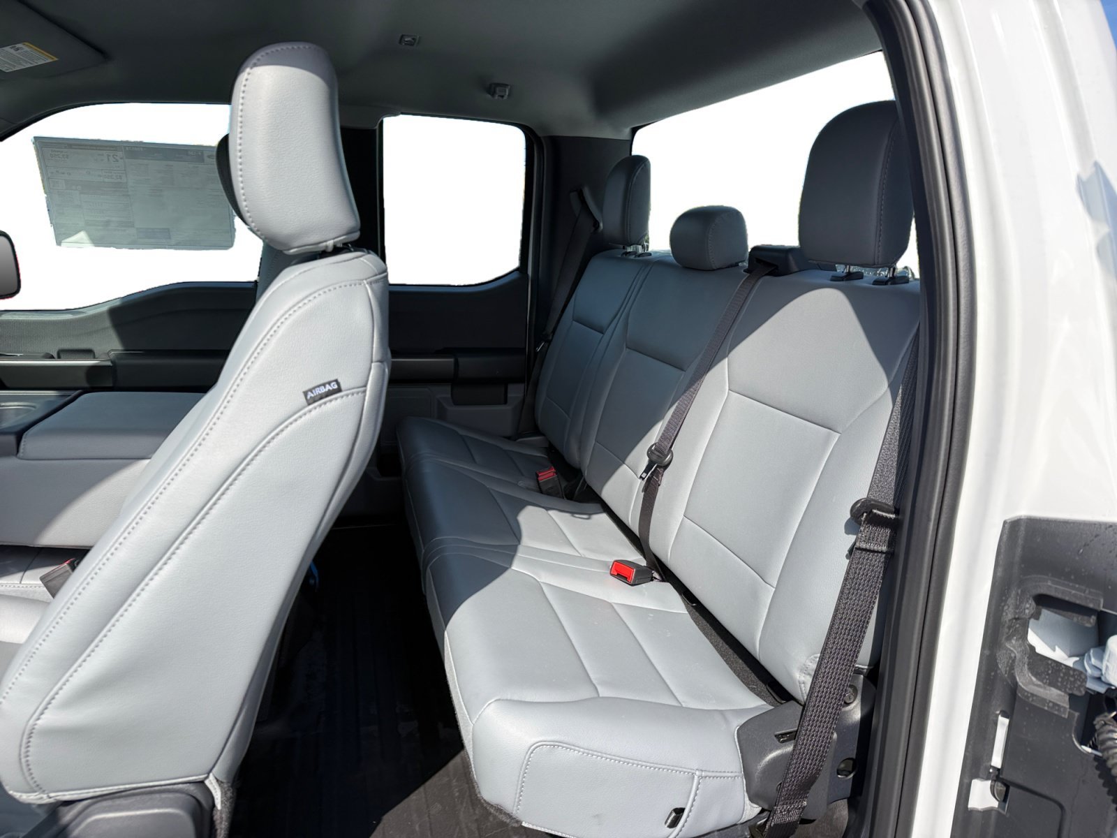 New 2026 Oxford White Ford XL image 16