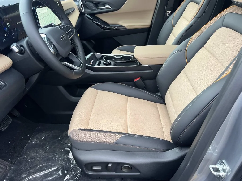 2027 Chevrolet Equinox ACTIV - Photo 13