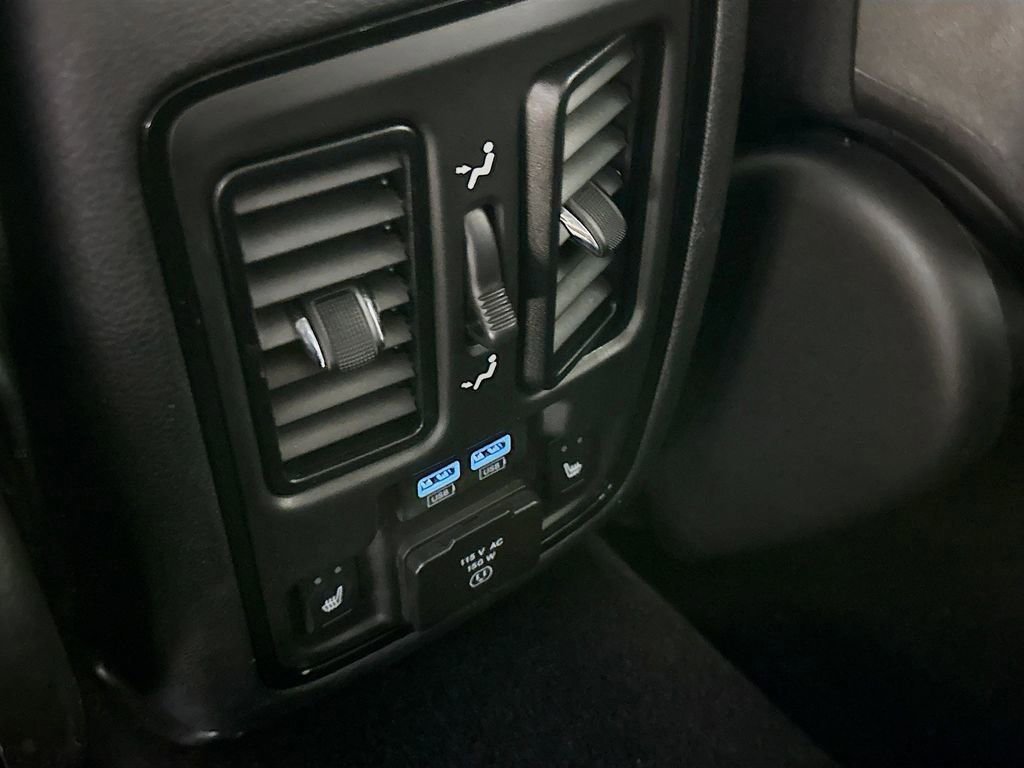 Used 2024 DB Black Clearcoat Dodge R/T Plus image 29