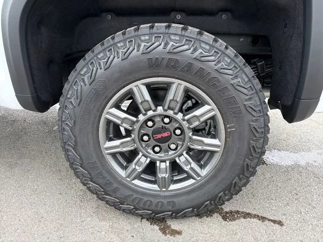 New 2026 Summit White GMC AT4X image 26