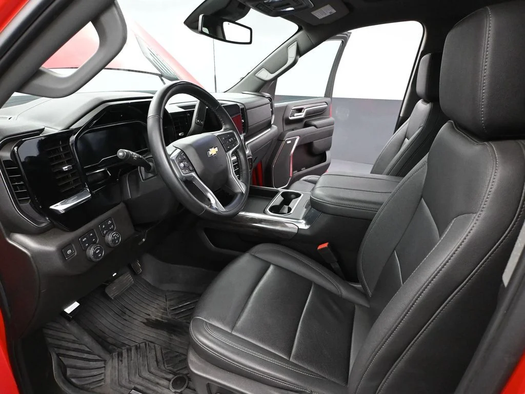 2024 Chevrolet Silverado 2500HD LTZ - Photo 30