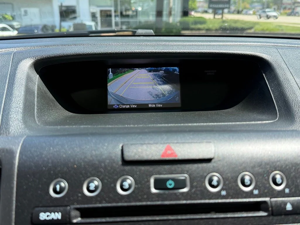 Used 2014  Honda EX-L image 19