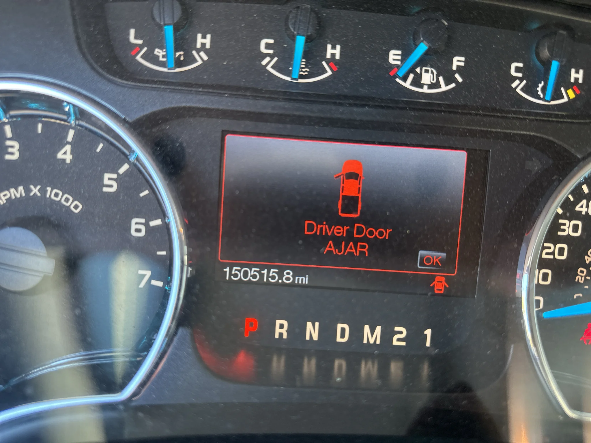 Used 2014 Ruby Red Metallic Tinted Clearcoat Ford XLT image 10