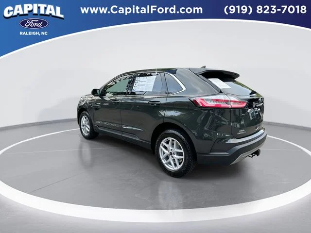 Used 2023 Green Ford SEL image 6