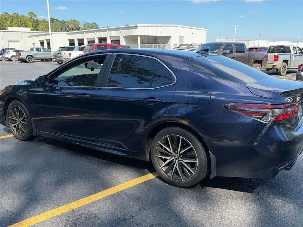 Used 2021 Blueprint Toyota SE image 4